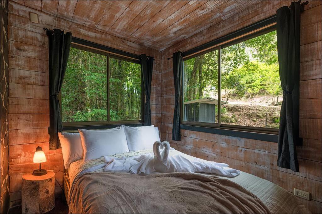 Unicorn Lodge: Direct Riverfront : Unique Experience San Gerardo de Dota Exteriér fotografie