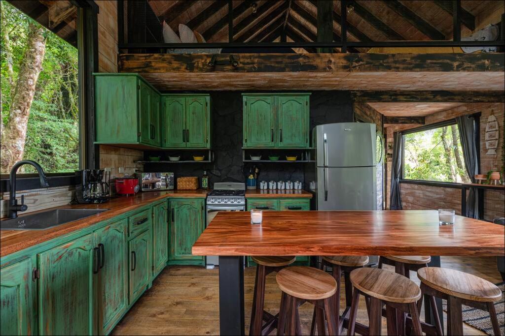 Unicorn Lodge: Direct Riverfront : Unique Experience San Gerardo de Dota Exteriér fotografie
