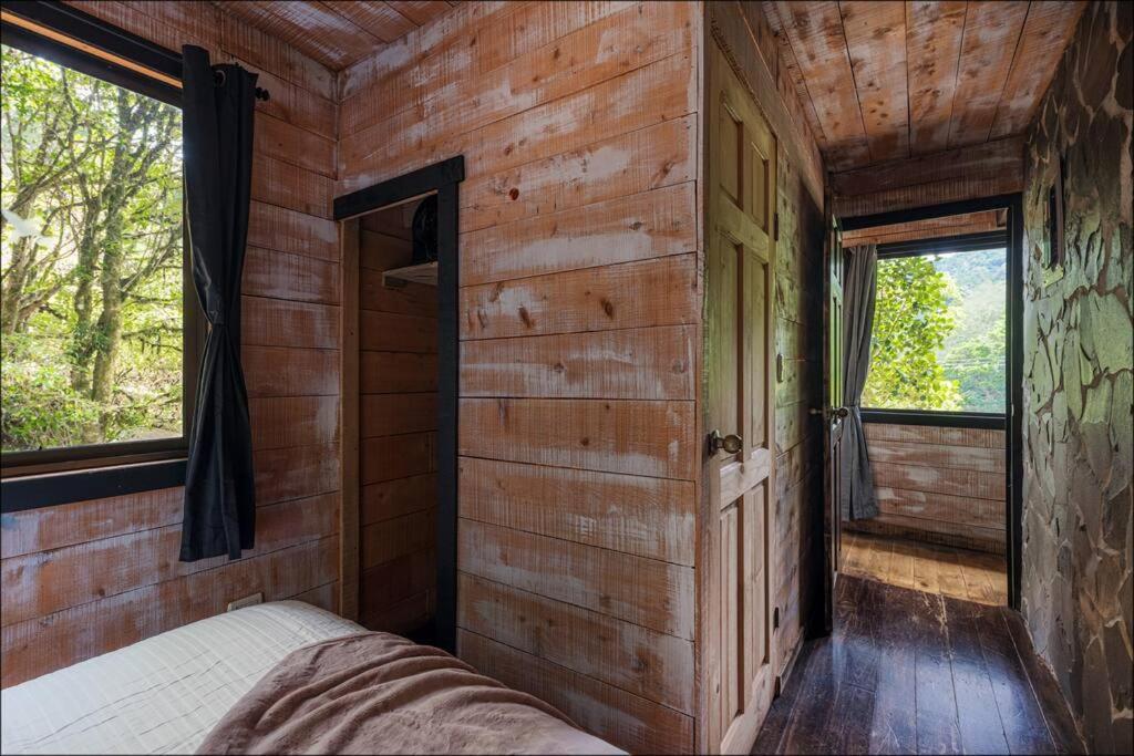 Unicorn Lodge: Direct Riverfront : Unique Experience San Gerardo de Dota Exteriér fotografie